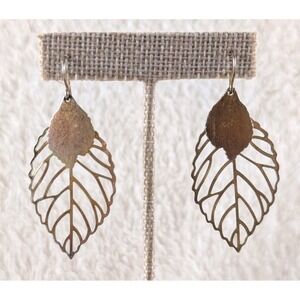 Gold Tone Cutout Leaf‎ Dangle Earrings Lightweight Boho Nature Inspired